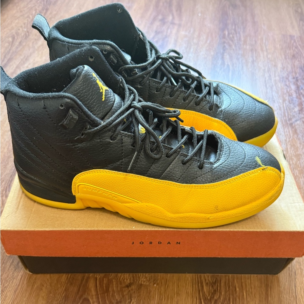 Air Jordan 12 Retro ‘University Gold’ - Picture 5 of 9